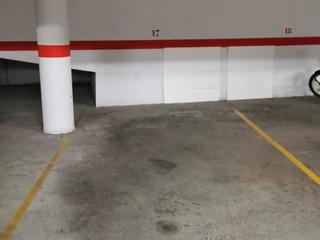 Lloguer Aparcament cotxe a Caller surera bertran  51. Plaza de parking en alquiler en palafrugell