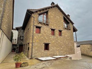 Mas à Calle única 5b. Casa rústica de piedra con terraza y piscina privada