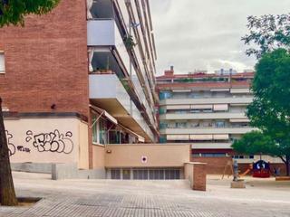Lloguer Aparcament cotxe a Avenida bases de manresa 90. Alquiler de garaje en avenida de les bases de manresa, 90