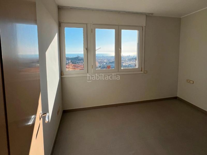 Foto 247579d3-fc67-426c-b79b-9dc72f183850. Alquiler casa en carrer d'august font 32 casa única en Barcelona