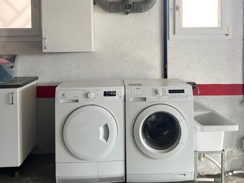 Foto e75ac160-b29e-48b3-b969-a73ea1723d0e. Alquiler casa en carrer d'august font 32 casa única en Barcelona