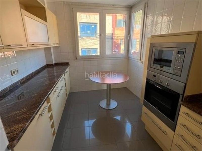 Foto f72ea405-50c8-46db-9570-c74ae7782238. Alquiler casa en carrer d'august font 32 casa única en Barcelona