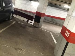 Location Parking voiture à Carrer emili grahit 2. Parquing emilio grait