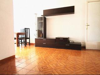 Appartement à Calle pedro calderon la barca 17. Estupendo piso en  granollers centro
