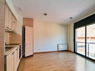 Location Appartement à Carrer del sol 8. Piso con patio en el centro de sant andreu de la barca