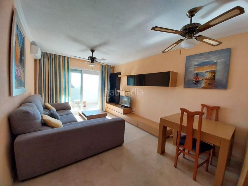 Foto f251ef35-141f-466a-b6e8-350b25d6aed4. Piso en calle lagreo 1 piso para entrar a vivir en la cala en Benidorm