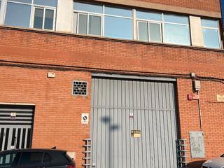 Lloguer Nau industrial a Marià aguiló 2. Se alquila nave industrial en sabadell – 580 m²