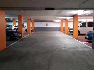 Location Parking moto à Calle doctor klein  147. Espacio para moto en cardedeu