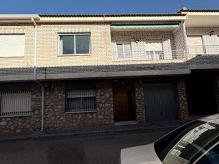 Casa a Desiderio carrión  31. Se vende casa amueblada en quintanar de la orden