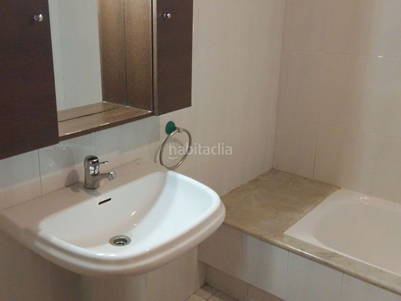 Foto d6b38655-8d1c-4ed4-8316-d5857095a16f. Piso en rúa bos aires 3 amplio, luminoso y céntrico en Cerceda