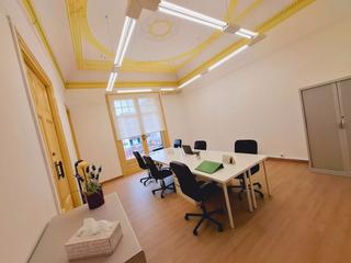 Location Bureau à Arago 308. Oficina privada exterior 1/6 pax todo incluido