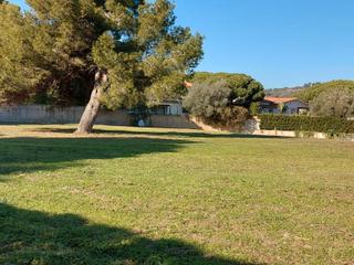 Lloguer Finca rústica a Avd esglesia 1. Solar en alquiler