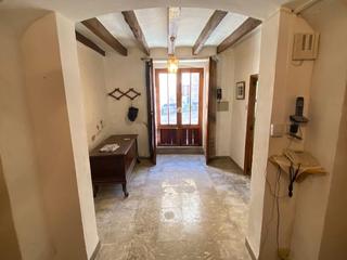 House in Carrer de sant pere 22. ¡descubre la oportunidad de adquirir una auténtica joya mallorqu