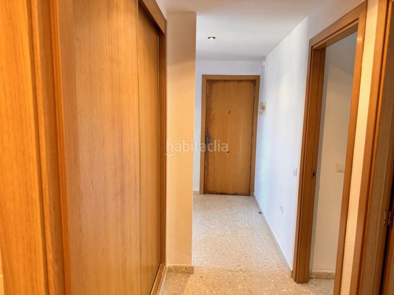 Foto 3fdc39d9-225c-43be-919d-4f68dbb3cf53. Piso en avenida america 12 piso en San Bernabé en Algeciras