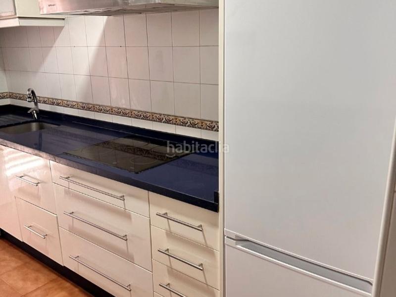 Foto dde0cf76-7370-4282-a5c5-0b157f7cc83d. Piso en avenida america 12 piso en San Bernabé en Algeciras