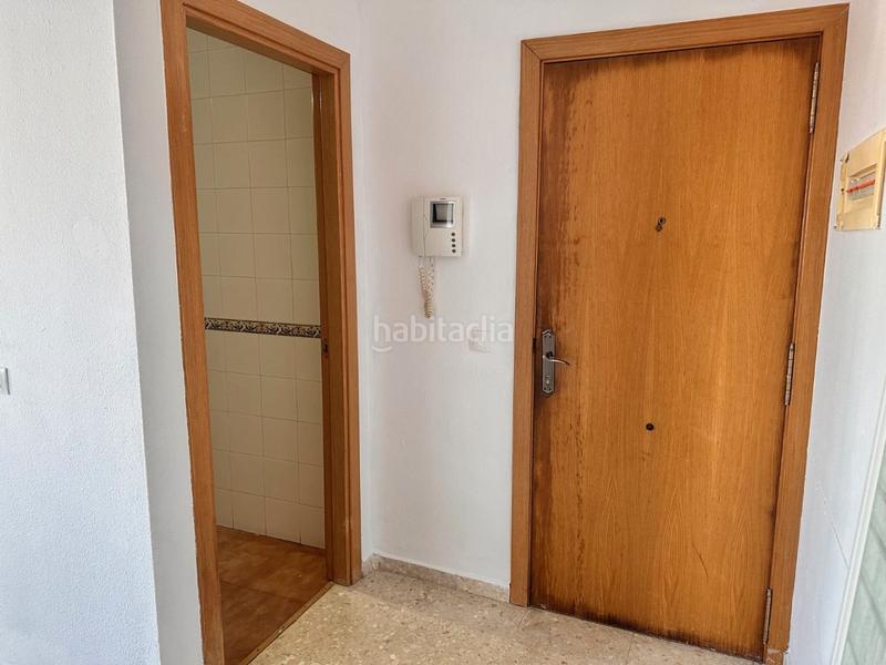 Foto f0be9ab1-47c7-452c-8a88-e2fe85ce8322. Piso en avenida america 12 piso en San Bernabé en Algeciras