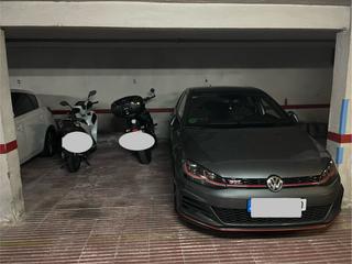 Parking coche en Bac de roda 85. Parking doble