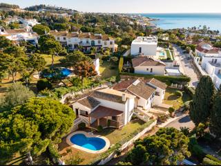 Chalet en Jaramar 3. Villa independiente en mijas costa
