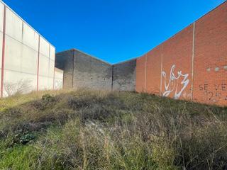 Rent Industrial plot in Calle san luis 12. Solar industrial talavera patrocinio