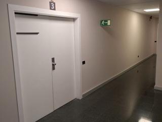 Location Bureau à Filadors 35. Zona corte inglés. cerca fgc