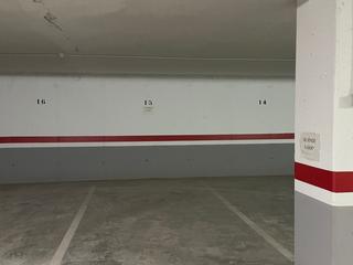 Aparcament cotxe a Enginyer balaguer 127. Plaza de garaje