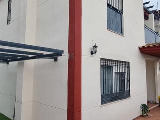 Maison jumelée à Calle manuel cansino vélez 9