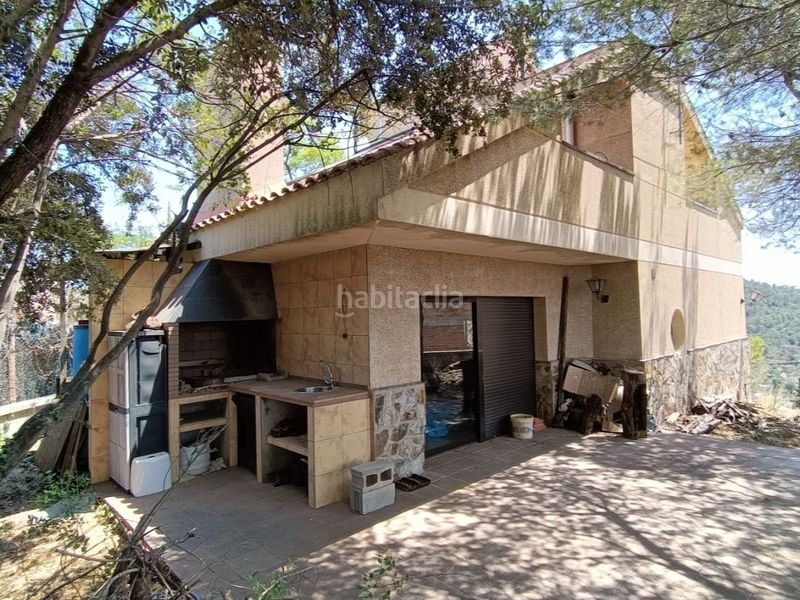 Foto 24ec8335-c7ff-4c21-970e-c6cc15506559. Chalet in avinguda dolça de provença 33 in Torrelles de Llobregat