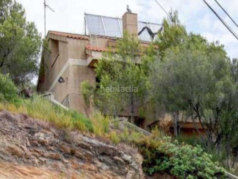 Foto 2fe20c60-72b2-4dfb-a271-3a4daa5642f6. Chalet in avinguda dolça de provença 33 in Torrelles de Llobregat