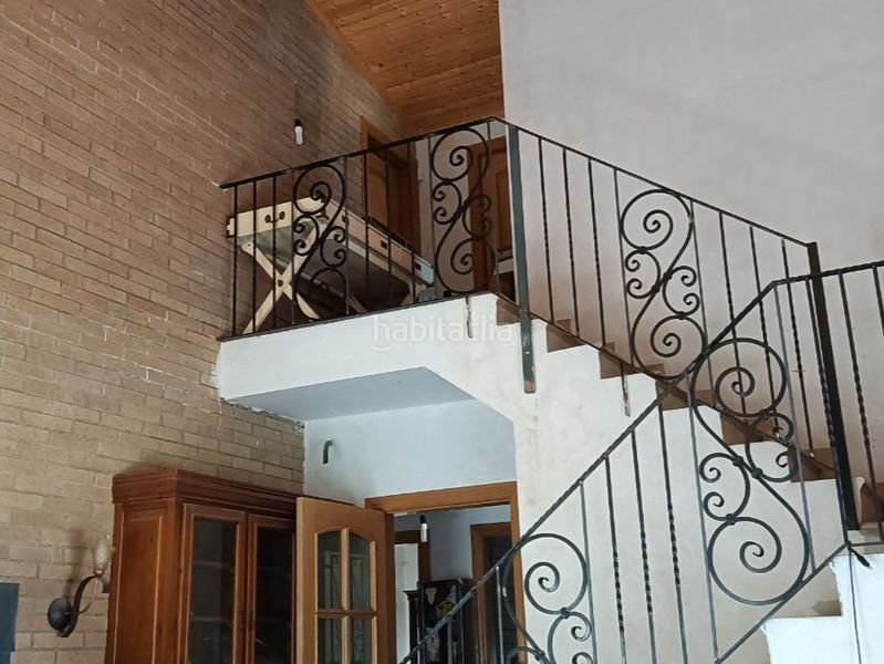 Foto 4493b6ac-d948-41f2-807d-b026ac51ce7a. Chalet in avinguda dolça de provença 33 in Torrelles de Llobregat
