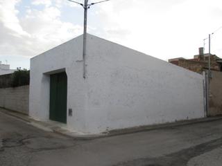 Terreny residencial a Carrer sant ramon 14. Almacen en solar urbano