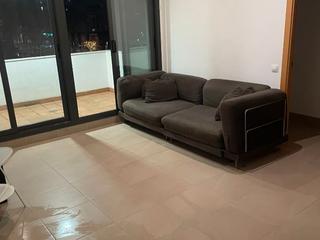 Etagenwohnung in Parlament 31. Piso con terraza, parking y trastero