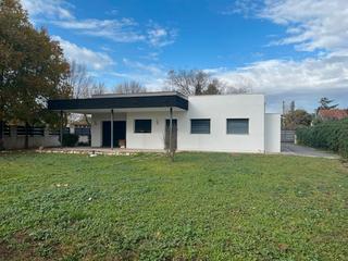 Chalet à Avenida roma 139. Particular vende: impresionante chalet independiente en eurovill