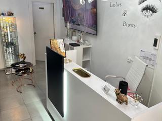 Traspàs Local Comercial a Roger de flor 187. Traspaso de negocio de estética!!!