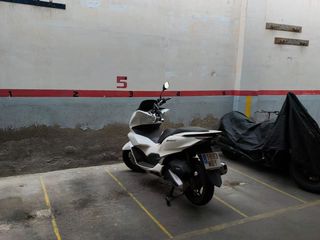 Affitto Posto moto in Carretera de la marina 97. Alquiler plaza moto