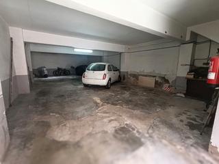 Casa aparellada a Carrer del coronel sanfeliu 55. Casa en zona inmejorable de el prat