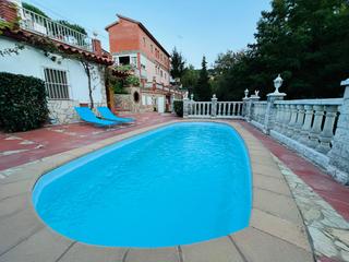 Haus in Manxa 1. Exclusiva casa independiente con piscina, terrazas, vistas y apa
