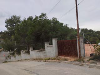 Terrain résidentiel à Calle vilafranca del penedes 4. Terreno urbanización les garrigas