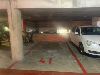 Lloguer Aparcament cotxe a Calle joan oliver 3. Alquilo parking de coche en vila olímpica