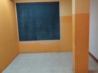 Rent Business premise in Miquel batlle 23. Local en alquiler