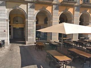 Miete Motorradparkplatz in Plaça independència 11. Plaça d'aparcament per moto