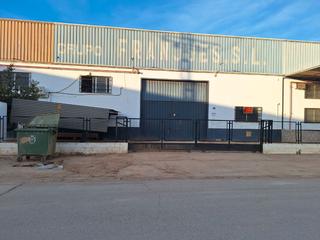 Lloguer Nau industrial a Carrer del moble 50. Nave con doble superficie y montacargas