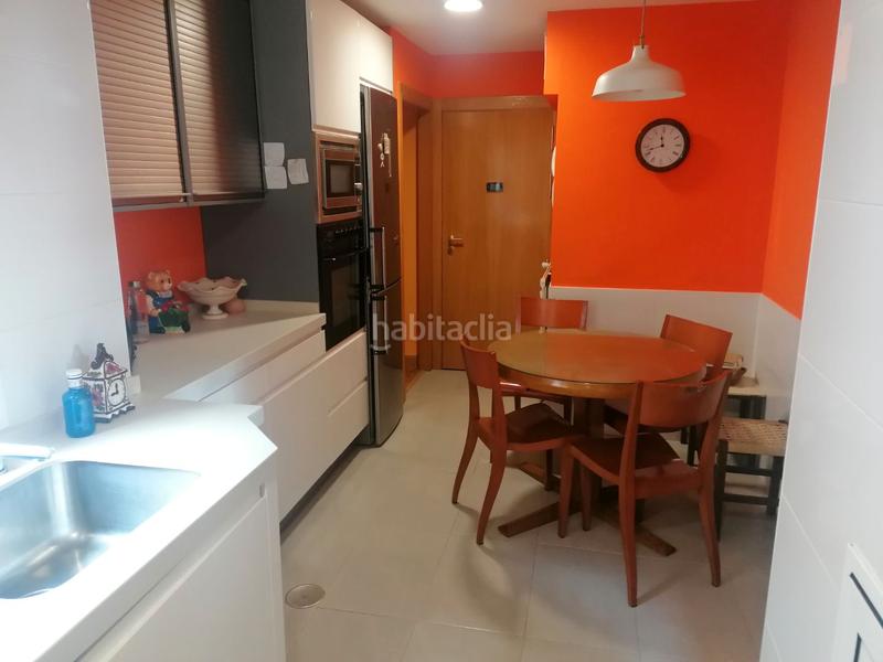 Foto b214231c-4d1b-4d5d-b4df-61de481a4380. Flat in avenida Reyes Católicos 16 in Reyes Católicos Burgos