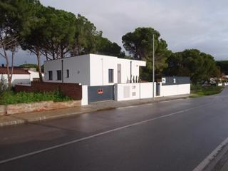 Casa en Mallols 31. L´unica casa nova de planta baixa en venda a l´escala