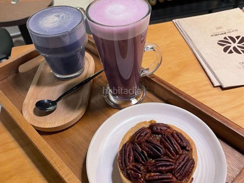 Foto f3eb9abf-5dd3-4bd6-9edb-b403de7dd73d. Traspaso local comercial en calle ruiz zorrilla 15 cafetería bar vinoteca tienda en Castellón de la Plana