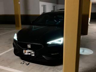 Lloguer Aparcament cotxe a Rambla sant jordi 41. Parking ancho con buena entrada