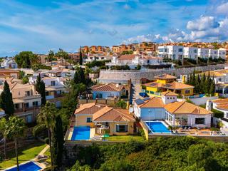 Chalet en Calle topacio 83. Precioso chalet en riviera del sol