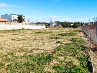 Terreny residencial a Lola anglada 12. Ideal para tu familia