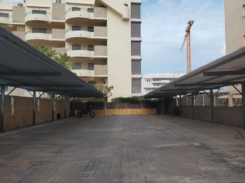 Foto 07fa9376-dc4c-461c-a98f-f7d144519d35. Aparcament cotxe a avda de les corts 8 a Daimús