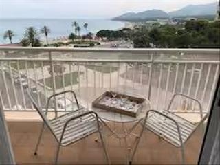 Alquiler Apartamento en Via augusta 59. Fabulosas vistas a la playa