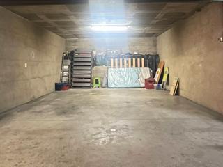 Aparcament cotxe a Carrer d'àngel guimerà 66. Garaje cerrado de 27,50 m2 útiles